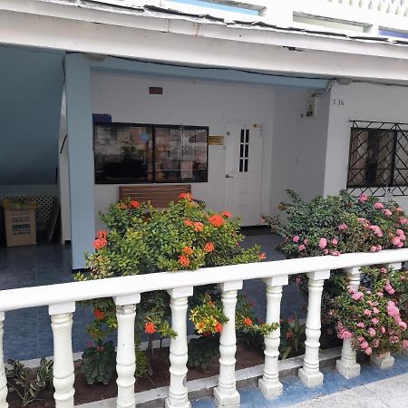 Posada Henry Sede Centro San Andrés Dış mekan fotoğraf