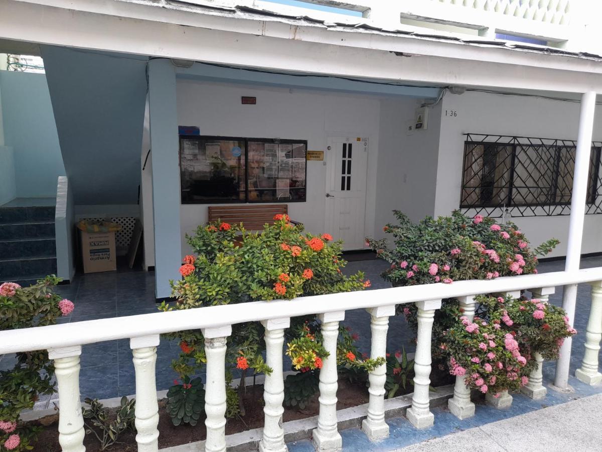 Posada Henry Sede Centro San Andrés Dış mekan fotoğraf